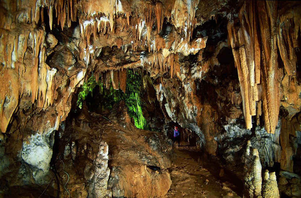 Jama pod Babjim Zobom Cave
